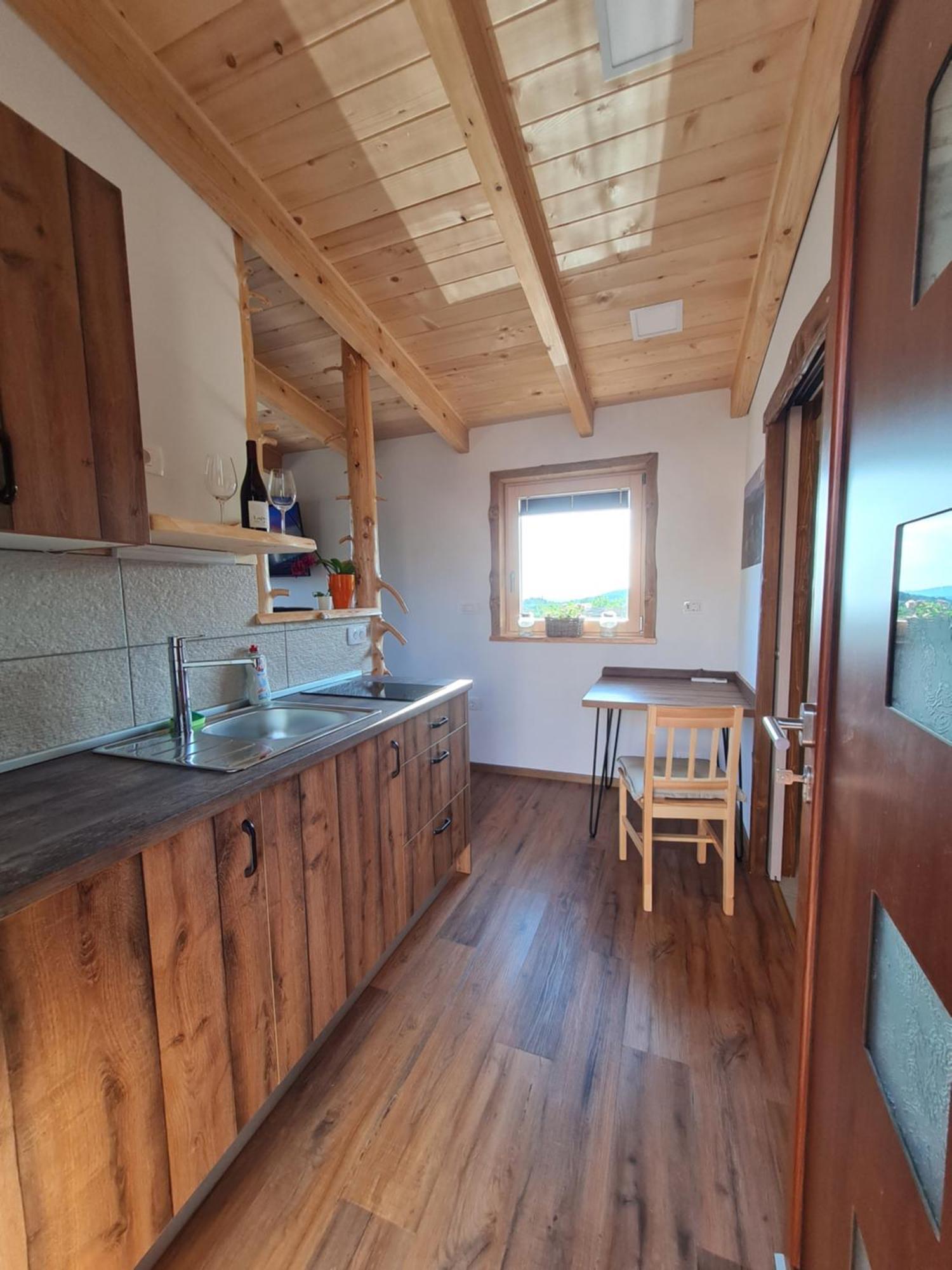 Panorama Glamping Vipavska Dolina Apartment Dobravlje Exterior photo